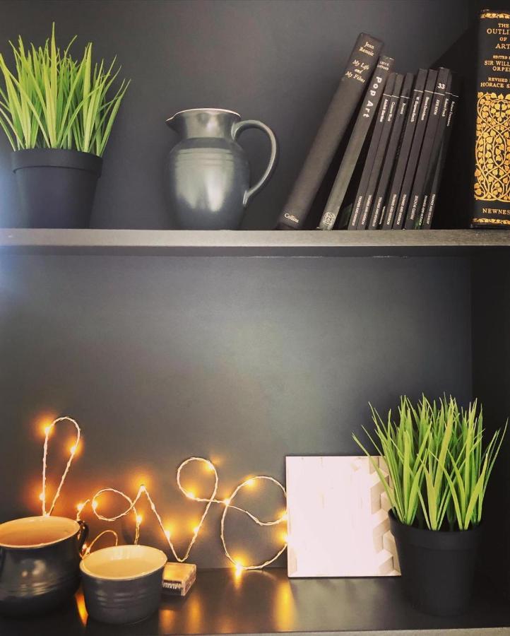 Time Is Now! Beautiful Apartment In Йорк Екстериор снимка