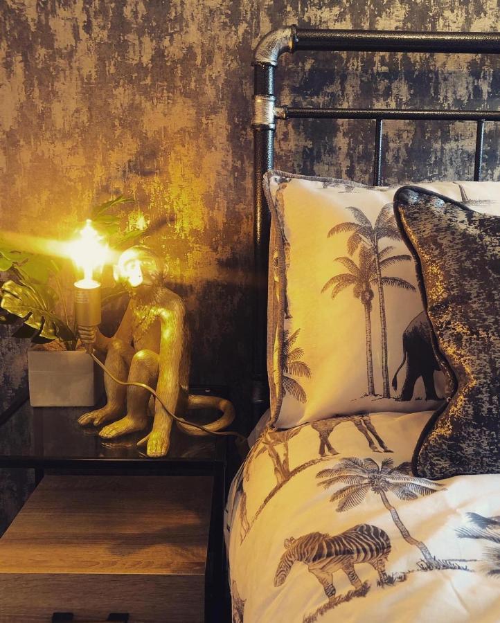 Time Is Now! Beautiful Apartment In Йорк Екстериор снимка